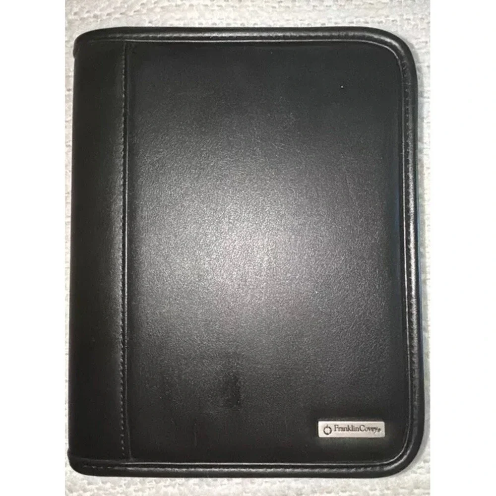 Vtg Franklin Covey Compact System 6 Ring Binder Black NWOT Undated Inserts‎